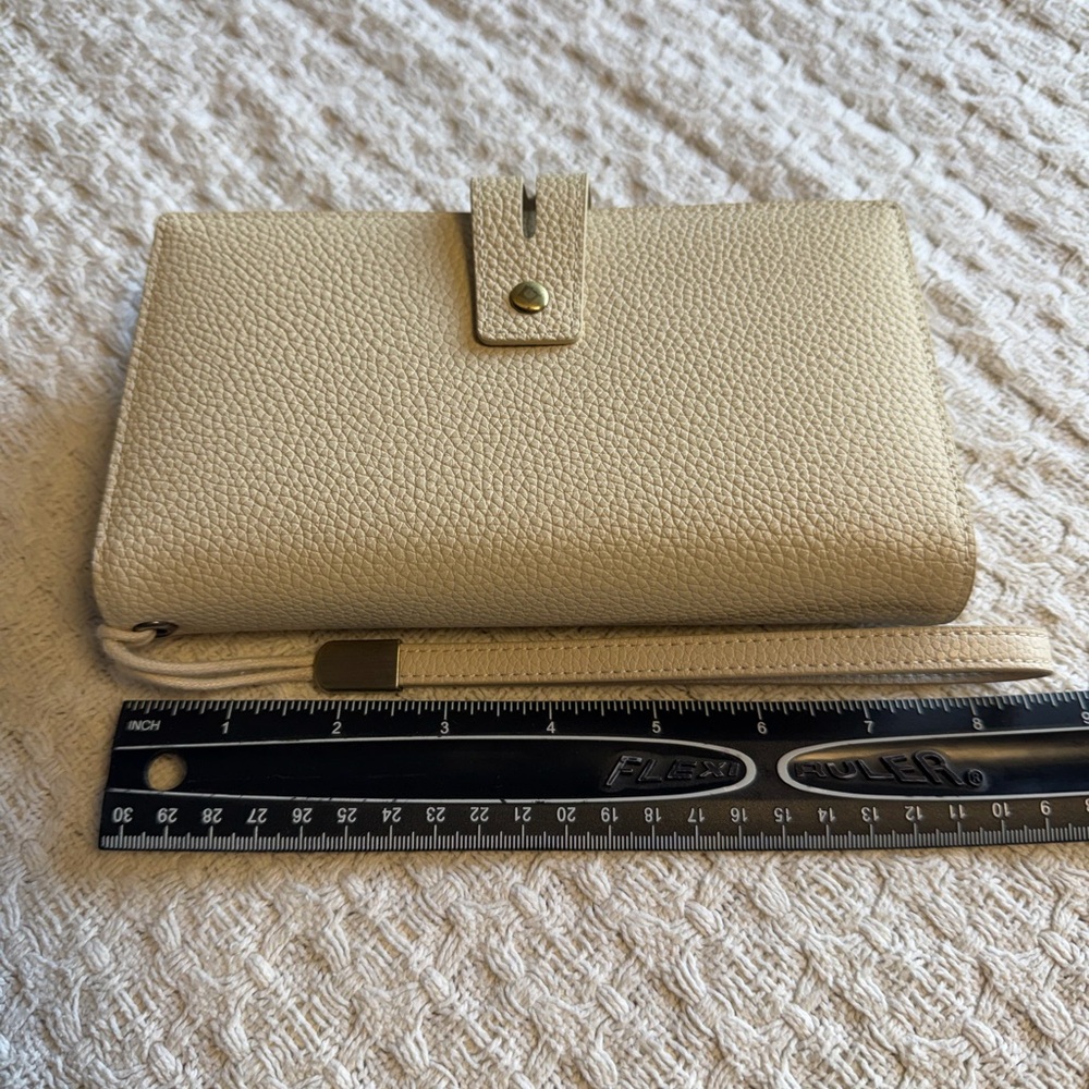 Elegant Cream Wristlet Wallet
